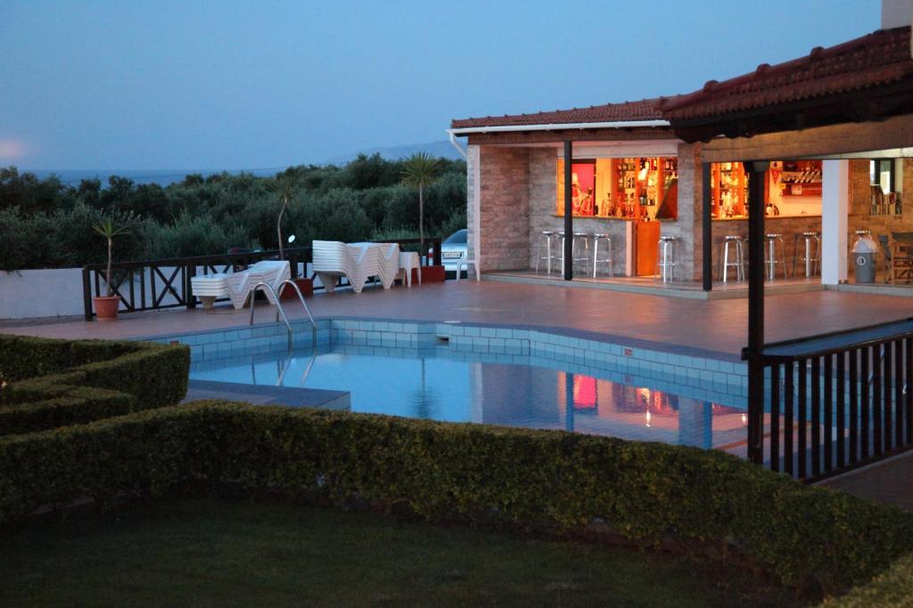 Mareva Hotel Apartments Chersonissos Buitenkant foto