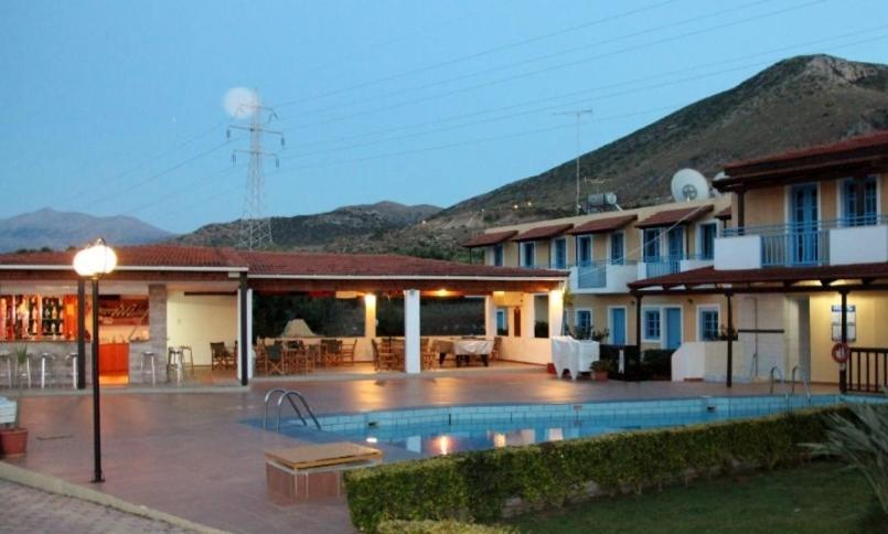 Mareva Hotel Apartments Chersonissos Buitenkant foto